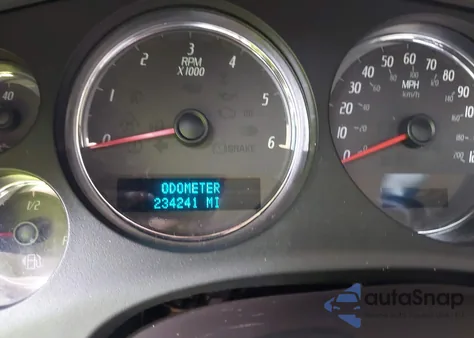 2007 GMC Yukon Xl 1500 Denali z USA, uszkodzony, nr VIN 1GKFK66887J255055